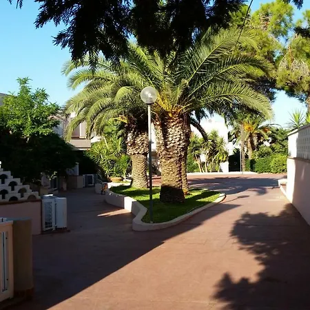 Rotonda Villaggio Rosa Casa de Férias