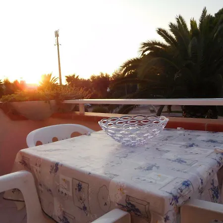Rotonda Villaggio Rosa Casa vacanze Lido Marini